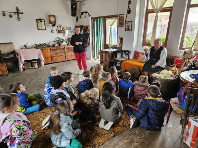 Екскурзия до Център за занаяти Егрека, с. Дрен - ДГ 149 Зорница - София, Сердика